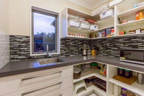 Photo of property in 15 Breton Close, Northwood, Christchurch, 8051