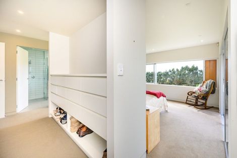 Photo of property in 17 Oram Drive, Turitea, Palmerston North, 4472