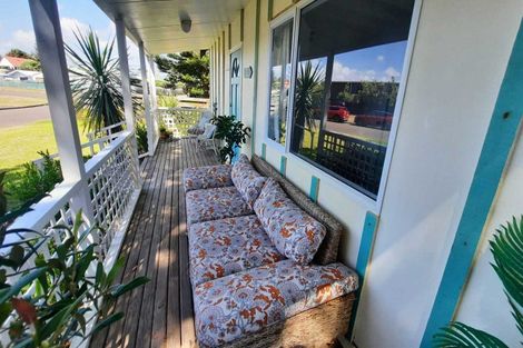 Photo of property in 23 Hydrabad Drive, Waitarere Beach, Levin, 5510