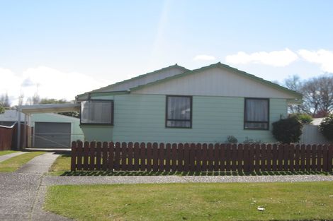 Photo of property in 131 Te Rangitautahanga Road, Turangi, 3334