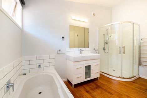 Photo of property in 43 Joll Road, Havelock North, 4130