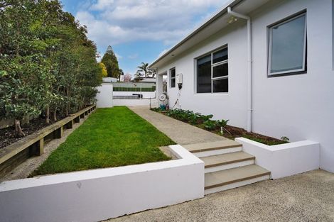 Photo of property in 9 Callard Place, Riverlea, Hamilton, 3216