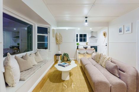 Photo of property in 15 Rauparaha Street, Waikanae Beach, Waikanae, 5036