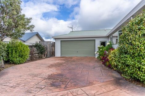 Photo of property in 10 Calder Place, Winton, 9720