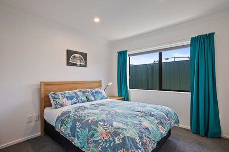 Photo of property in 12a Sussex Street, Levin, 5510