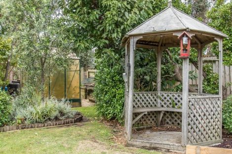 Photo of property in 10 Kingswood Grove, Raumati Beach, Paraparaumu, 5032