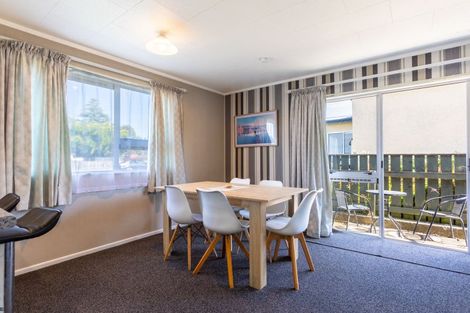 Photo of property in 8a Seddon Street, Dannevirke, 4930