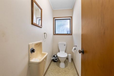 Photo of property in 854c Devon Road, Bell Block, New Plymouth, 4312