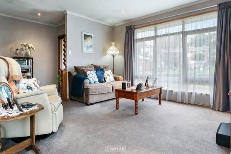 Photo of property in 16 Little Street, Tirau, 3410