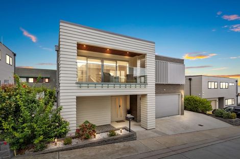 Photo of property in 4 Awakirihi Close, Shamrock Park, Auckland, 2016