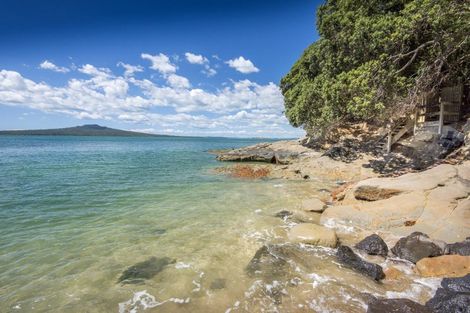 Photo of property in 18 Hamana Street, Narrow Neck, Auckland, 0622