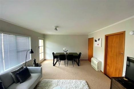Photo of property in 2/12a Bay Road, Saint Heliers, Auckland, 1071
