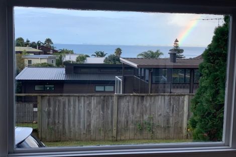 Photo of property in 2/36 Masterton Road, Rothesay Bay, Auckland, 0630