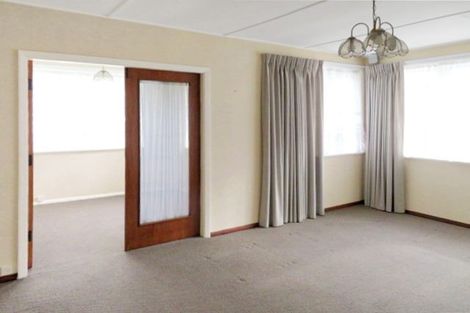 Photo of property in 114 Reynolds Street, Taita, Lower Hutt, 5011