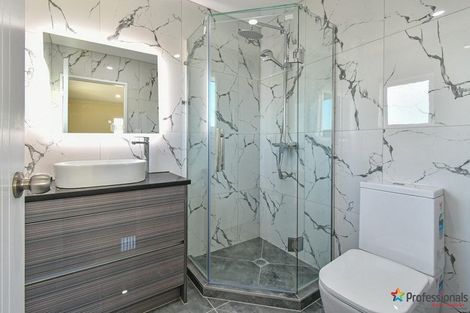 Photo of property in 169a Russell Road, Manurewa, Auckland, 2102