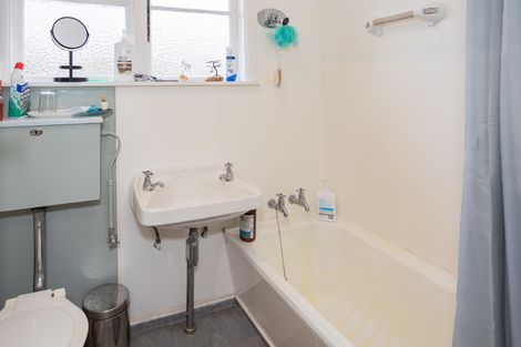 Photo of property in 16-16a Pembroke Street, Oamaru North, Oamaru, 9400