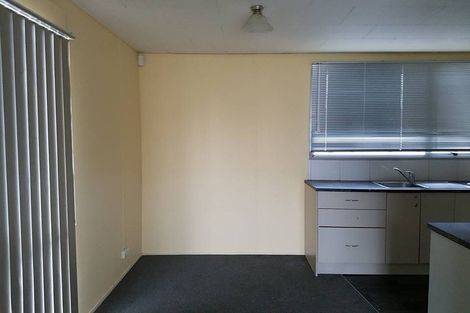 Photo of property in 2/12 Barneys Farm Road, Clendon Park, Auckland, 2103