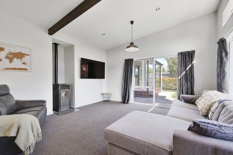 Photo of property in 7 Newnham Street, Rangiora, 7400