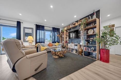 Photo of property in 4 Peter Bourne Drive, Pokeno, 2402