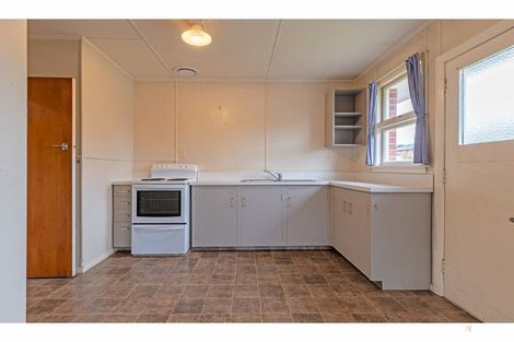 Photo of property in 3 Clifton Terrace, West End, Timaru, 7910