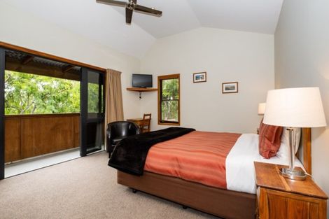 Photo of property in Hastings Gospel Hall, 1/2a Hillsbrook Place, Havelock North, 4130