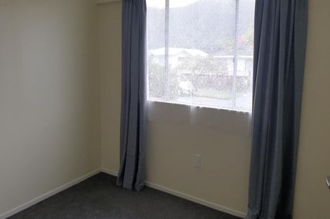 Photo of property in 291a Wellington Road, Wainuiomata, Lower Hutt, 5014