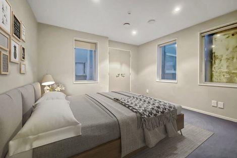 Photo of property in 2/35 Home Street, Mount Victoria, Wellington, 6011