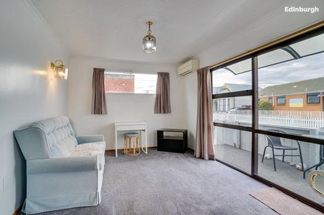 Photo of property in 48 Wesley Street, South Dunedin, Dunedin, 9012