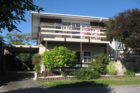 Photo of property in 2/80 Dalwhinnie Parade, Highland Park, Auckland, 2010