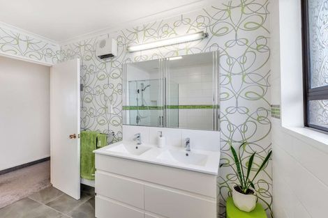 Photo of property in 60 Kitchener Street, Gore, 9710