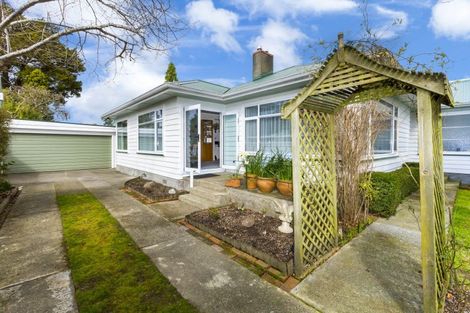 Photo of property in 380 Fergusson Drive, Heretaunga, Upper Hutt, 5018