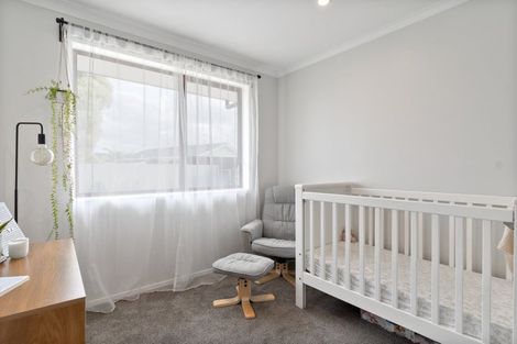 Photo of property in 1 Oak Street, Masterton, 5810