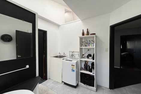 Photo of property in 32a Te Atatu Road, Te Atatu South, Auckland, 0610