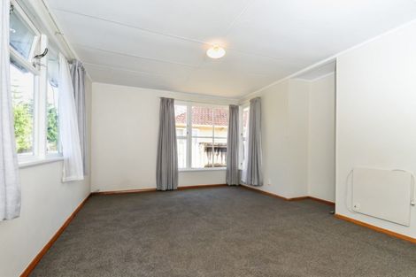 Photo of property in 55 Ross Crescent, Fairfield, Hamilton, 3214