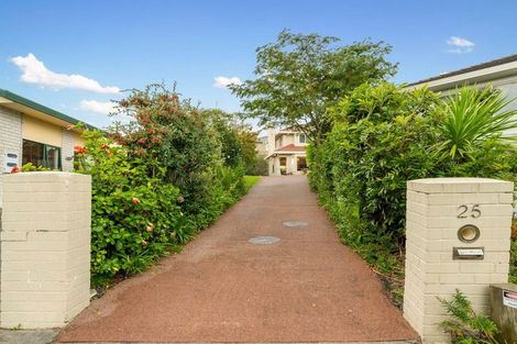 Photo of property in 25 Bronte Place, Somerville, Auckland, 2014
