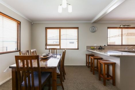 Photo of property in 6a Forward Street, Greenmeadows, Napier, 4112