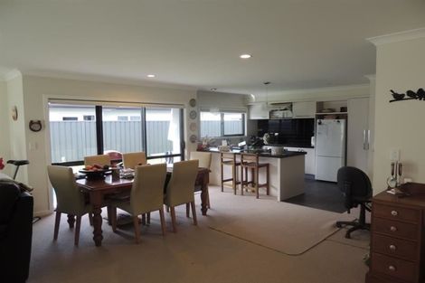 Photo of property in 4 Kapiti Drive, Poraiti, Napier, 4112