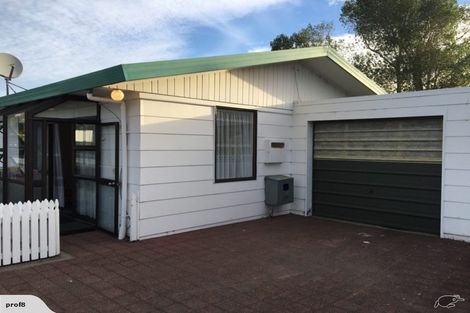 Photo of property in 180 Mangorei Road, Merrilands, New Plymouth, 4312