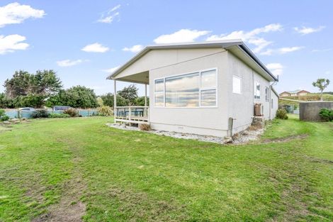 Photo of property in 4 Mersey Street, Fortrose, Invercargill, 9875