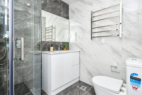 Photo of property in 1b Dreadon Road, Manurewa, Auckland, 2102