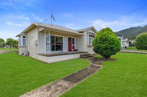 Photo of property in 2 Longfellow Street, Te Aroha, 3320