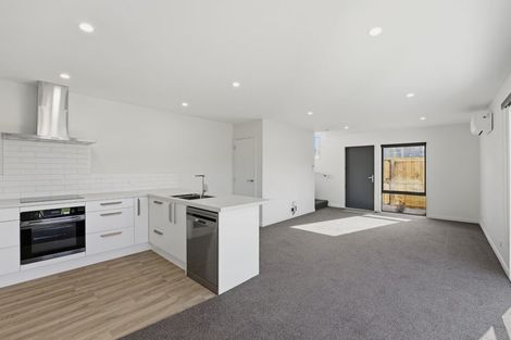 Photo of property in 30a Paddington Street, Northcote, Christchurch, 8052