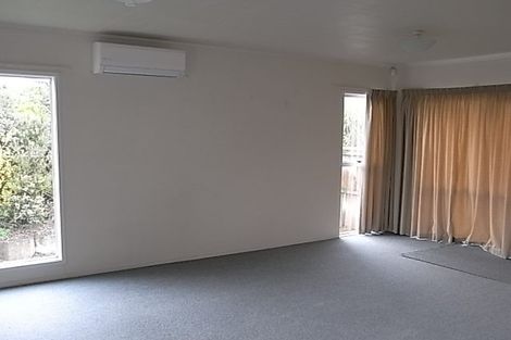 Photo of property in 166 Sunnynook Road, Sunnynook, Auckland, 0620