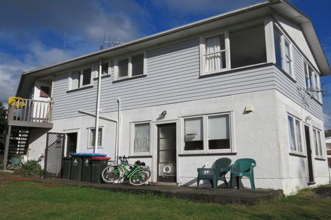 Photo of property in 74 Methuen Road, New Windsor, Auckland, 0600