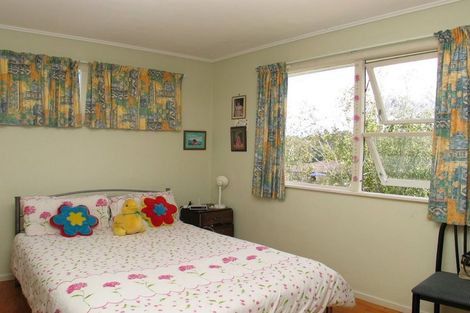 Photo of property in 34 Hellyers Street, Birkdale, Auckland, 0626