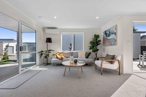 Photo of property in 73 Riley Crescent, Papamoa Beach, 3118