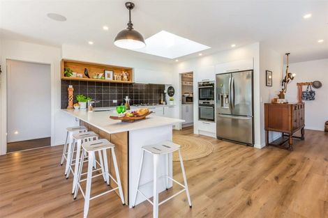 Photo of property in 6 Cartographer Way, Whitby, Porirua, 5024