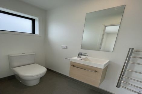 Photo of property in 1/12 Enderby Drive, Te Atatu Peninsula, Auckland, 0610