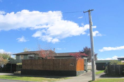 Photo of property in 4 Arrowsmith Avenue, Waipahihi, Taupo, 3330