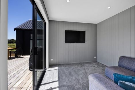 Photo of property in 1356c South Road, Kaitake, New Plymouth, 4374